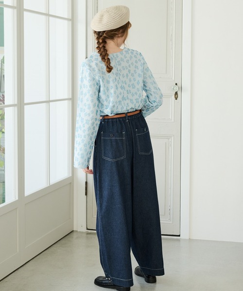 Crisp(クリスプ)の「ボリュームデニムパンツ(デニムパンツ・レディース・ブルー/ネイビー/ホワイト系その他/ブルー系その他/グレー系その他/イエロー・FREE)」の20枚目の写真