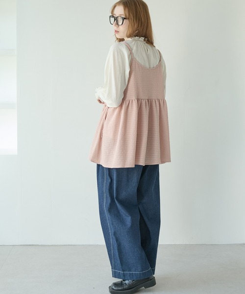 Crisp(クリスプ)の「ボリュームデニムパンツ(デニムパンツ・レディース・ブルー/ネイビー/ホワイト系その他/ブルー系その他/グレー系その他/イエロー・FREE)」の22枚目の写真