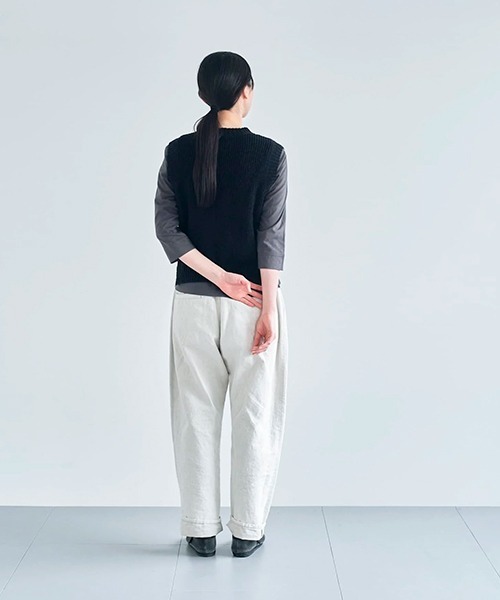 HAU(ハウ)の「ニットベスト cotton vintage(ベスト・レディース・ブルー/ブラック/ベージュ・ONE SIZE)」の10枚目の写真