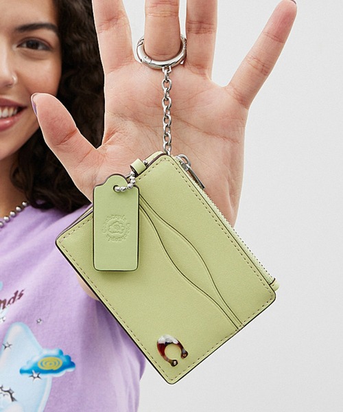 Coachtopia（コーチトピア）の「ウェイビー ジップ カード