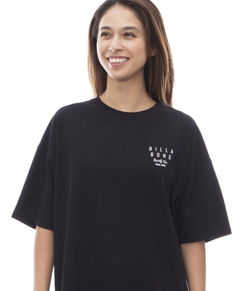 BILLABONG(ビラボン)の「BILLABONG レディース SOFT CLEAN LOGO LOOSE TEE Tシャツ 【2024年春夏モデル】/ビラボン半袖バックプリントロゴTシャツ(Tシャツ/カットソー・レディース・ブラック/ライトブルー/ピンク/ホワイト・LARGE/MEDIUM)」の8枚目の写真