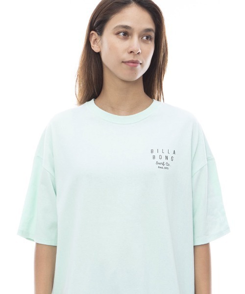BILLABONG(ビラボン)の「BILLABONG レディース SOFT CLEAN LOGO LOOSE TEE Tシャツ 【2024年春夏モデル】/ビラボン半袖バックプリントロゴTシャツ(Tシャツ/カットソー・レディース・ブラック/ライトブルー/ピンク/ホワイト・LARGE/MEDIUM)」の11枚目の写真