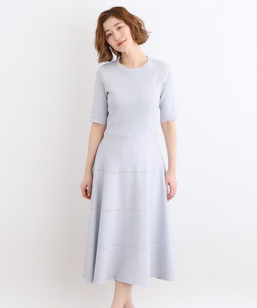 grove（グローブ）の「アイレットリブニットワンピース（ワンピース・レディース・ブラック/ナチュラル/サックスブルー・01/02/03/04/05）」の5枚目の写真