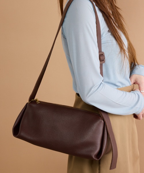 y/m（イム）の「スクエアショルダーBAG（ショルダーバッグ・レディース・ブラック/ボルドー・FREE）」の19枚目の写真