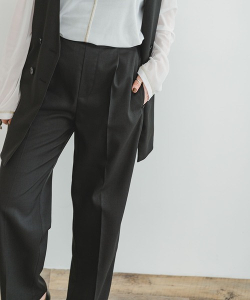 ITEMS URBANRESEARCH（アイテムズ アーバンリサーチ）の「ジレ×パンツセット（パンツドレス・レディース・カーキ/ブラック・FREE）」の17枚目の写真