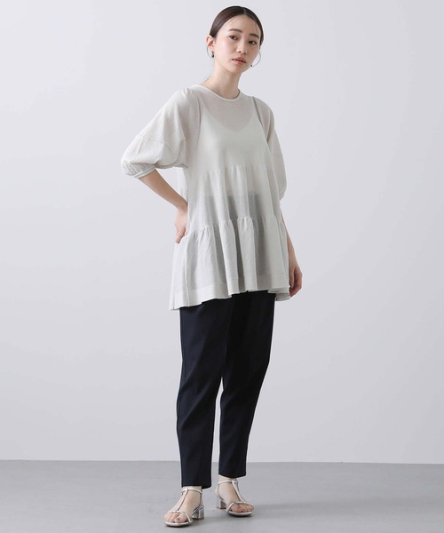 Gready Brilliant(グレディブリリアン)の「綿混シアーティアードチュニックニット(ニット/セーター・レディース・ブラック/ライトグレー・38)」の13枚目の写真