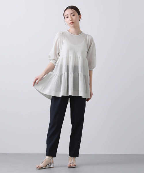 Gready Brilliant(グレディブリリアン)の「綿混シアーティアードチュニックニット(ニット/セーター・レディース・ブラック/ライトグレー・38)」の16枚目の写真