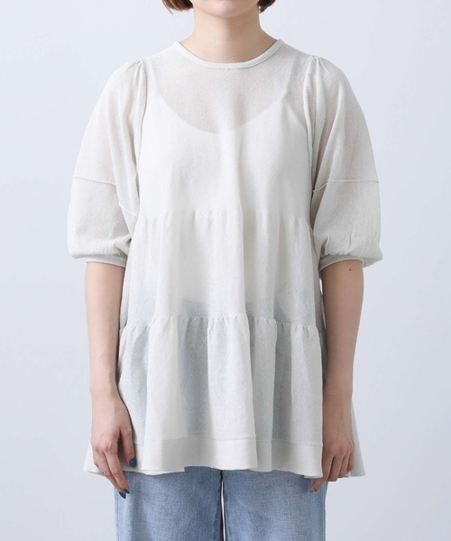 Gready Brilliant(グレディブリリアン)の「綿混シアーティアードチュニックニット(ニット/セーター・レディース・ブラック/ライトグレー・38)」の22枚目の写真