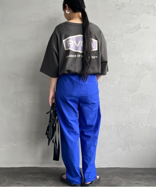 RVCA（ルーカ）の「[RVCA/ルーカ] HEX BOX バックプリント ショートスリーブTシャツ（Tシャツ/カットソー・レディース・ホワイト/ブラック/グレイッシュベージュ・M/L/XL）」の6枚目の写真