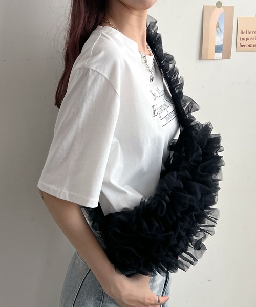 Futier land(フューティアランド)の「オーガンジーチュールフリルボディーバッグ(ボディバッグ/ウエストポーチ・レディース・ブラック/グレー/オフホワイト/グリーン・FREE)」の10枚目の写真