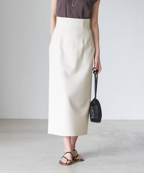 【美品】ノーブル ジャージーライクカラータイトスカート白 M ノーブル NOBLE 《追加》ジャージーライクカラータイトスカート