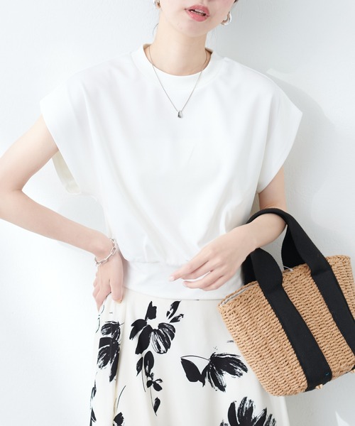 natural couture（ナチュラルクチュール）の「【WEB限定】きれいめポンチフレンチスリーブTOPS（タンクトップ・レディース・ライトグレー/ピンク/オフホワイト/ブラック/グレイッシュベージュ/サックスブルー・FREE）」の2枚目の写真