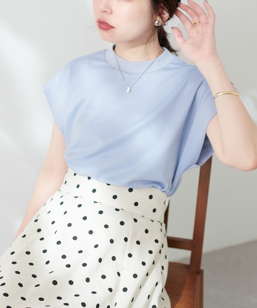 natural couture（ナチュラルクチュール）の「【WEB限定】きれいめポンチフレンチスリーブTOPS（タンクトップ・レディース・ライトグレー/ピンク/オフホワイト/ブラック/グレイッシュベージュ/サックスブルー・FREE）」の5枚目の写真