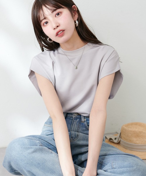 natural couture（ナチュラルクチュール）の「【WEB限定】きれいめポンチフレンチスリーブTOPS（タンクトップ・レディース・ライトグレー/ピンク/オフホワイト/ブラック/グレイッシュベージュ/サックスブルー・FREE）」の3枚目の写真