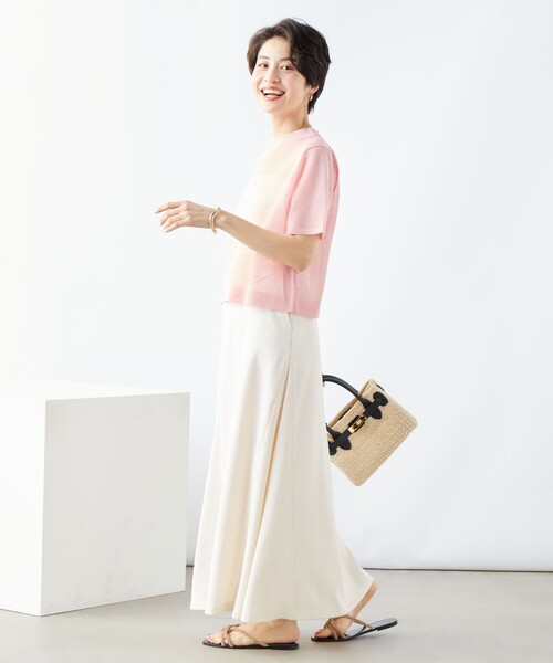 NOLLEY’S(ノーリーズ)の「《手洗い可能》シアーハイネック天竺半袖プルオーバーニット(ニット/セーター・レディース・ピンク/ベージュ/ブラック・38)」の11枚目の写真