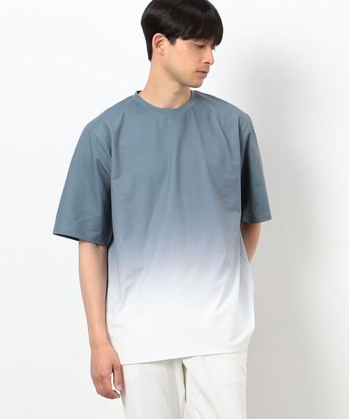 COMME CA ISM(コムサイズム)の「カラーグラデーション プリント Tシャツ(Tシャツ/カットソー・メンズ・ネイビー/グレー/ブラック・MEDIUM/LARGE)」の2枚目の写真