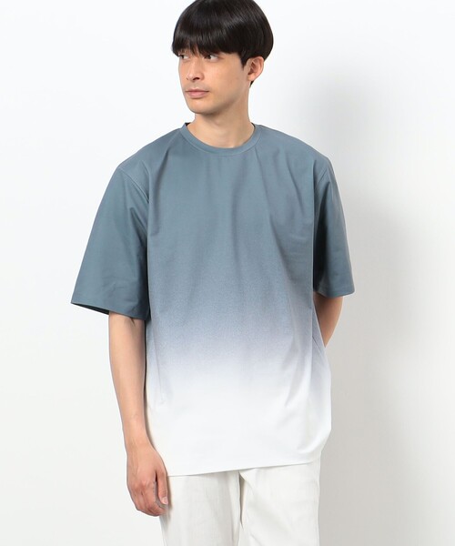 COMME CA ISM(コムサイズム)の「カラーグラデーション プリント Tシャツ(Tシャツ/カットソー・メンズ・ネイビー/グレー/ブラック・MEDIUM/LARGE)」の5枚目の写真