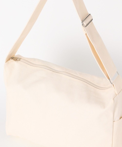 ALAND（エーランド）の「【UNISEX】ALAND／キャンバスショルダーBAG（ショルダーバッグ・レディース・ブラック/ベージュ/ネイビー・FREE）」の7枚目の写真