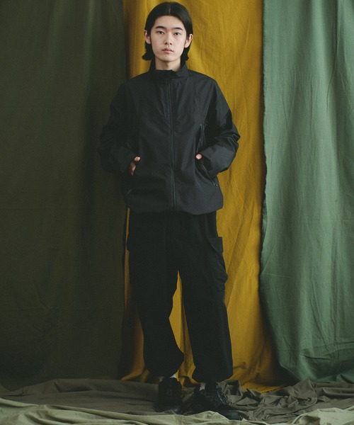 Universal Style Wear（ユニバーサルスタイルウェア）の「Universal Style Wear Tec ユーティリティー パンツ（カーゴパンツ・メンズ・ブラック/スモーキーグリーン系・MEDIUM/LARGE/X-LARGE）」の6枚目の写真