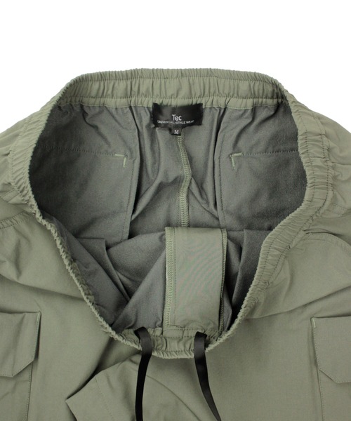 Universal Style Wear（ユニバーサルスタイルウェア）の「Universal Style Wear Tec ユーティリティー パンツ（カーゴパンツ・メンズ・ブラック/スモーキーグリーン系・MEDIUM/LARGE/X-LARGE）」の10枚目の写真