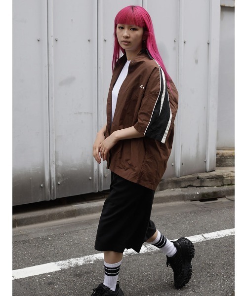 SAKAZEN(サカゼン)の「【ワンサイズ展開】 90s ロゴ刺繍 オーバーサイズ ボーリング 半袖 シャツ SB-8645(シャツ/ブラウス・メンズ・ブルー/ブラウン・LL)」の3枚目の写真