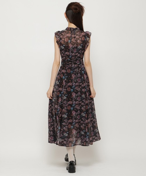 REDYAZEL（レディアゼル）の「水彩フラワープリントワンピース（ワンピース・レディース・ピンク/ブラウン/ブラック・SMALL/MEDIUM）」の5枚目の写真