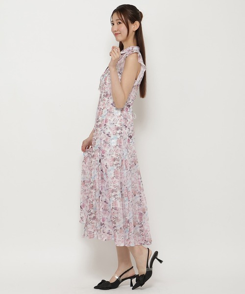 REDYAZEL（レディアゼル）の「水彩フラワープリントワンピース（ワンピース・レディース・ピンク/ブラウン/ブラック・SMALL/MEDIUM）」の16枚目の写真