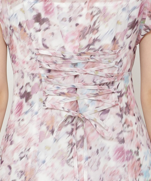 REDYAZEL（レディアゼル）の「水彩フラワープリントワンピース（ワンピース・レディース・ピンク/ブラウン/ブラック・SMALL/MEDIUM）」の20枚目の写真