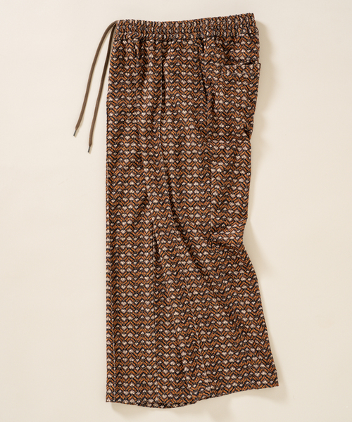 417 EDIFICE（フォーワンセブンエディフィス）の「プリントジャージーイージーパンツ（その他パンツ・メンズ・ベージュ/グリーン/Red/ブラック・MEDIUM/LARGE）」の2枚目の写真