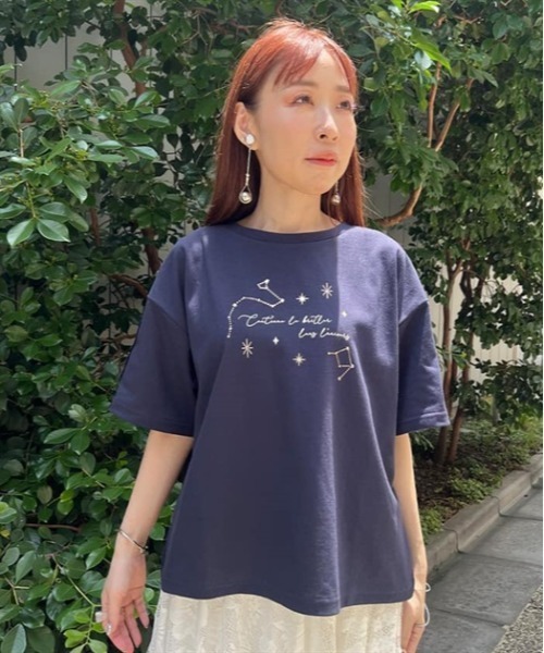axes femme（アクシーズファム）の「星空プリント吸水速乾Ｔシャツ（Tシャツ/カットソー・レディース・ラベンダー/ネイビー/ブルーグリーン/ホワイト・FREE）」の2枚目の写真