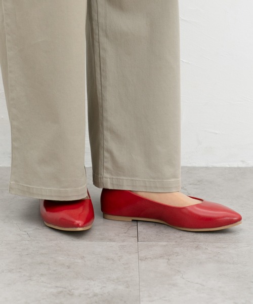 Honeys（ハニーズ）の「【はっ水】やわラク撥水ポインテッドパンプス（パンプス・レディース・シルバー/ブラック/ブラック系/チャコール/レッド/レオパード/ベージュ・22.5/23.0/23.5/24.0/24.5/25.0）」の18枚目の写真