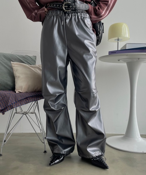 SHAGGIE（シャギー）の「レザールーズジョガーパンツ（その他パンツ・レディース・グレー/ブラック・FREE）」の7枚目の写真