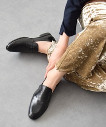 ANGEL ALARCON｜アンヘルアラルコン（レディース）のローファー