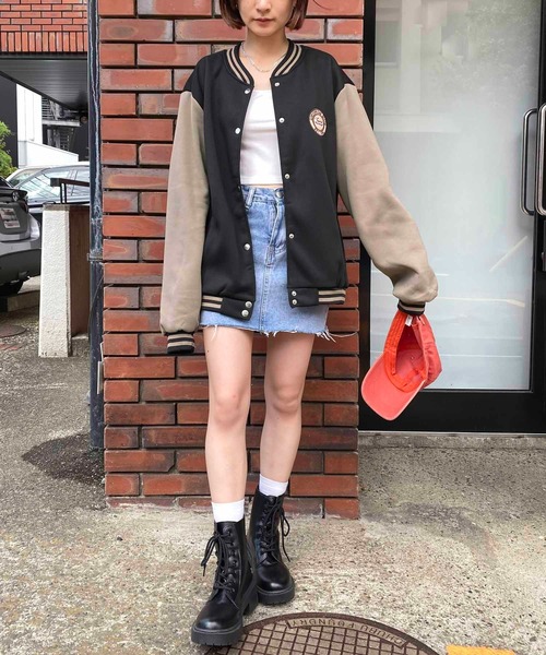 NANEA(ナネア)の「裏起毛 ワッペン付きスウェットスタジャン(スタジャン・レディース・ブラック/ブラウン・X-LARGE/XX-LARGE)」の5枚目の写真