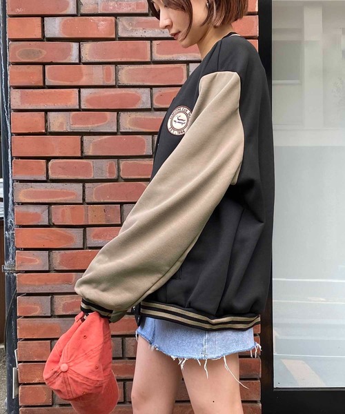 NANEA(ナネア)の「裏起毛 ワッペン付きスウェットスタジャン(スタジャン・レディース・ブラック/ブラウン・X-LARGE/XX-LARGE)」の4枚目の写真