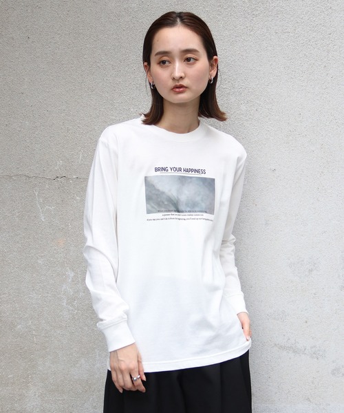UNIT CHEST（ユニットチェスト）の「【UNIT CHEST】unique unisex T-shirt ニュアンスロゴロンT（Tシャツ/カットソー・レディース・ホワイト/ブラック・S/L/M）」の5枚目の写真