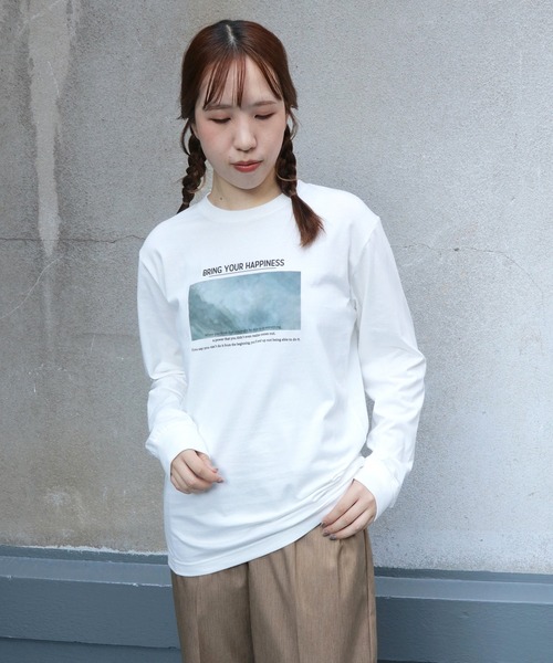 UNIT CHEST（ユニットチェスト）の「【UNIT CHEST】unique unisex T-shirt ニュアンスロゴロンT（Tシャツ/カットソー・レディース・ホワイト/ブラック・S/L/M）」の11枚目の写真