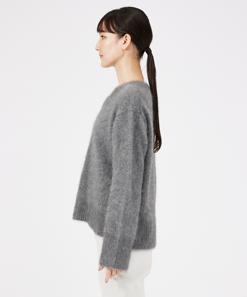 qualite（カリテ）の「ラクーンフォックスVネックニット（ニット/セーター・レディース・グレー/ダークグリーン・フリー）」の6枚目の写真