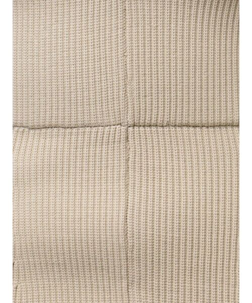 LAGUNAMOON（ラグナムーン）の「フォルムラインニットジャンパースカート（ジャンパースカート・レディース・アイボリー/ブラック/チャコールグレー・SMALL/MEDIUM）」の6枚目の写真