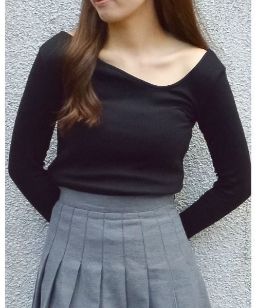 spiritoso（スピリトーゾ）の「【spiritoso】アシメネックテレコトップス(CP)（Tシャツ/カットソー・レディース・サックスブルー/ブラック/オフホワイト/グリーン系その他/ベージュ/ダークブラウン/レンガ/パープル系その他・M）」の2枚目の写真