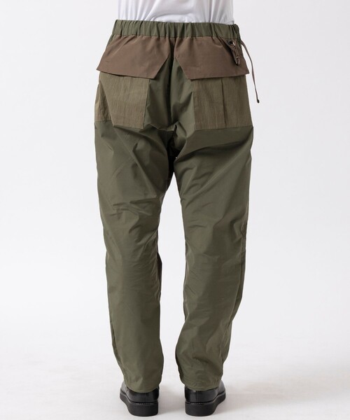 ホワイトマウンテニアリング　カーゴパンツ WHITE MOUNTAINEERING カーゴパンツ 「White Mountaineering