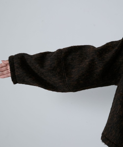 le ELMi(ルエルミ)の「Mixed shaggy short double-zip blouson / ミックスシャギーショートダブルジップブルゾン(ブルゾン・レディース・ブラウン/グレー・FREE)」の14枚目の写真