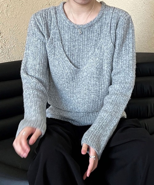 LYEON(リヨン)の「キャミソールセットクルーネックリブニット(ニット/セーター・レディース・グレー/チャコール/キャメル・FREE)」の1枚目の写真