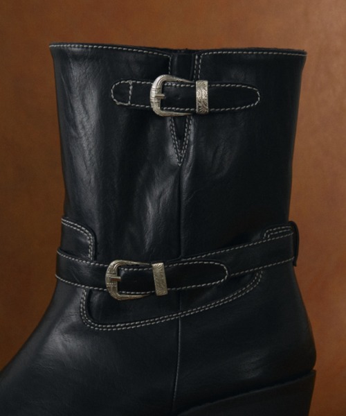 MERLOT（メルロー）の「ダブルベルトダメージエンジニアブーツ（ブーツ・レディース・ブラック・SMALL/MEDIUM/LARGE）」の2枚目の写真