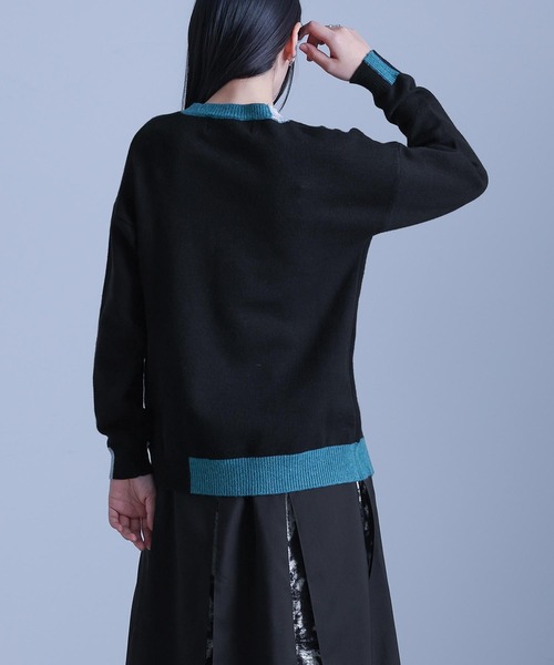 kOhAKU(コハク)の「配色ラメ切替アシメニット(ニット/セーター・レディース・ブラック/杢グレー・1/2)」の13枚目の写真