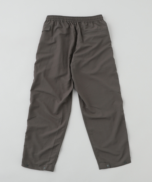 JOURNAL STANDARD(ジャーナルスタンダード)の「迷迭香 / マンネンロウ NYLON HW HARVEST TROUSER(その他パンツ・メンズ・グレー/ブラック・2/3)」の3枚目の写真