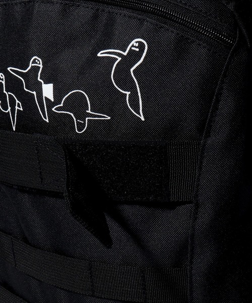 Mark Gonzales(マーク・ゴンザレス)の「【Mark Gonzales/マーク ゴンザレス】アートワークコレクション SK8パック (容量:約17L)(バックパック/リュック・メンズ・ネイビー/ブラック・FREE)」の17枚目の写真