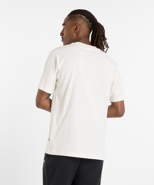 NEW BALANCE(ニューバランス)の「Athletics 574 Grey Day ショートスリーブTシャツ(Tシャツ/カットソー・メンズ・オフホワイト/パープル/ネイビー・XX-LARGE/X-LARGE/LARGE/MEDIUM/SMALL)」の5枚目の写真