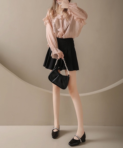 Lace Ladies(レースレディース)の「レザー調 ビジュー ストラップ付き ローヒール パンプス(パンプス・レディース・ブラック/アイボリー・22.5cm/23cm/23.5cm/24cm/24.5cm)」の4枚目の写真