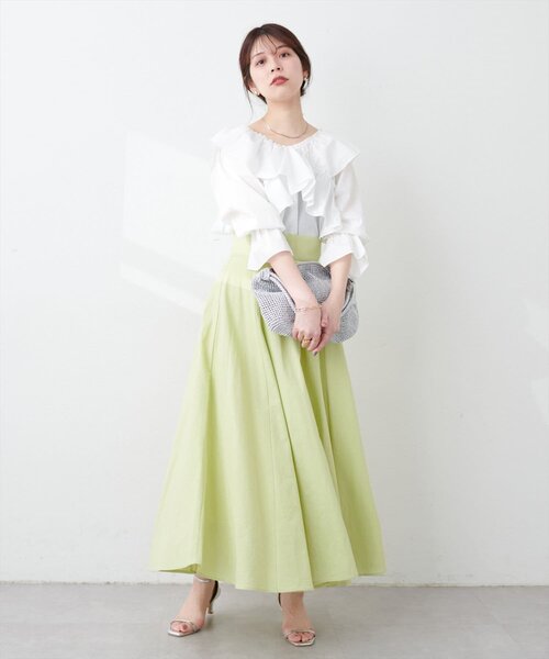 natural couture(ナチュラルクチュール)の「クロスフリルデザインブラウス(シャツ/ブラウス・レディース・オフホワイト/ブラック/ベージュ/ミント/ブルー・FREE)」の8枚目の写真
